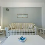 Fedra Mare Daire Agios Stefanos Avliotes (Corfu)